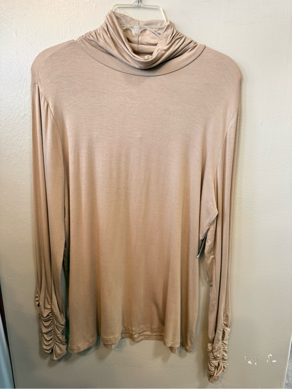 Passport Ruched Sleeve Turtleneck Top XL NWT Beige Taupe Stretch Knit